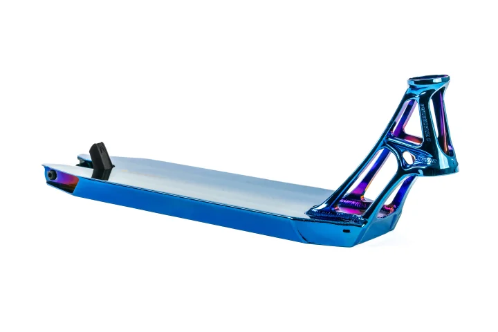Leichtes Deck für einen individuellen Custom Stuntscooter